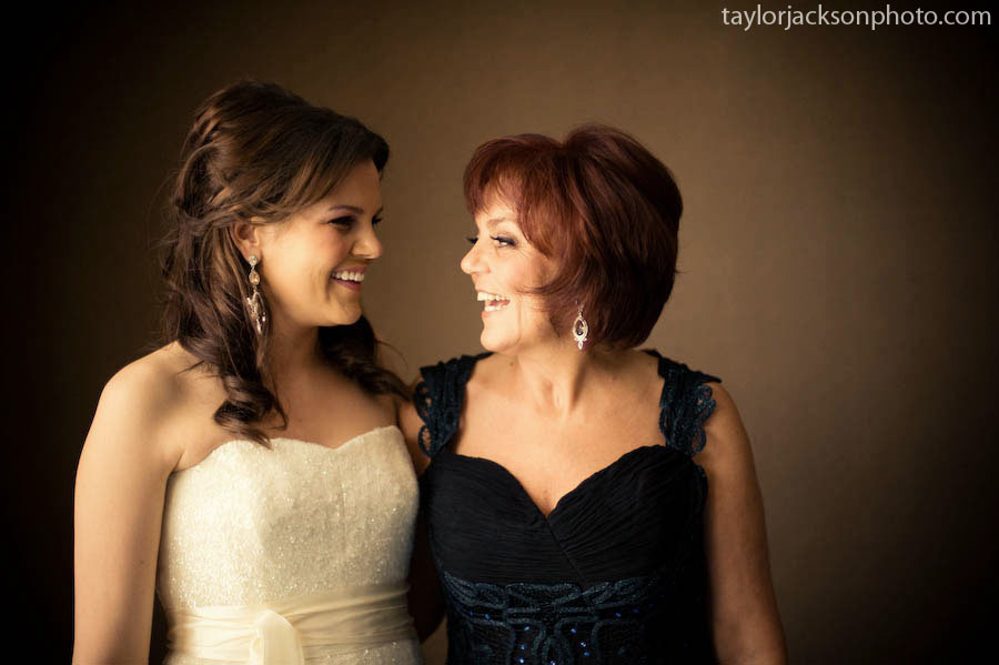 bride and mom portrait